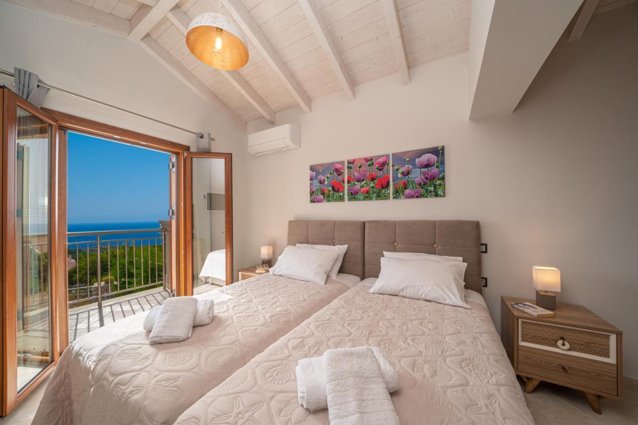Villa Cleopatra Fiskardo sunset view!! Exteriör bild