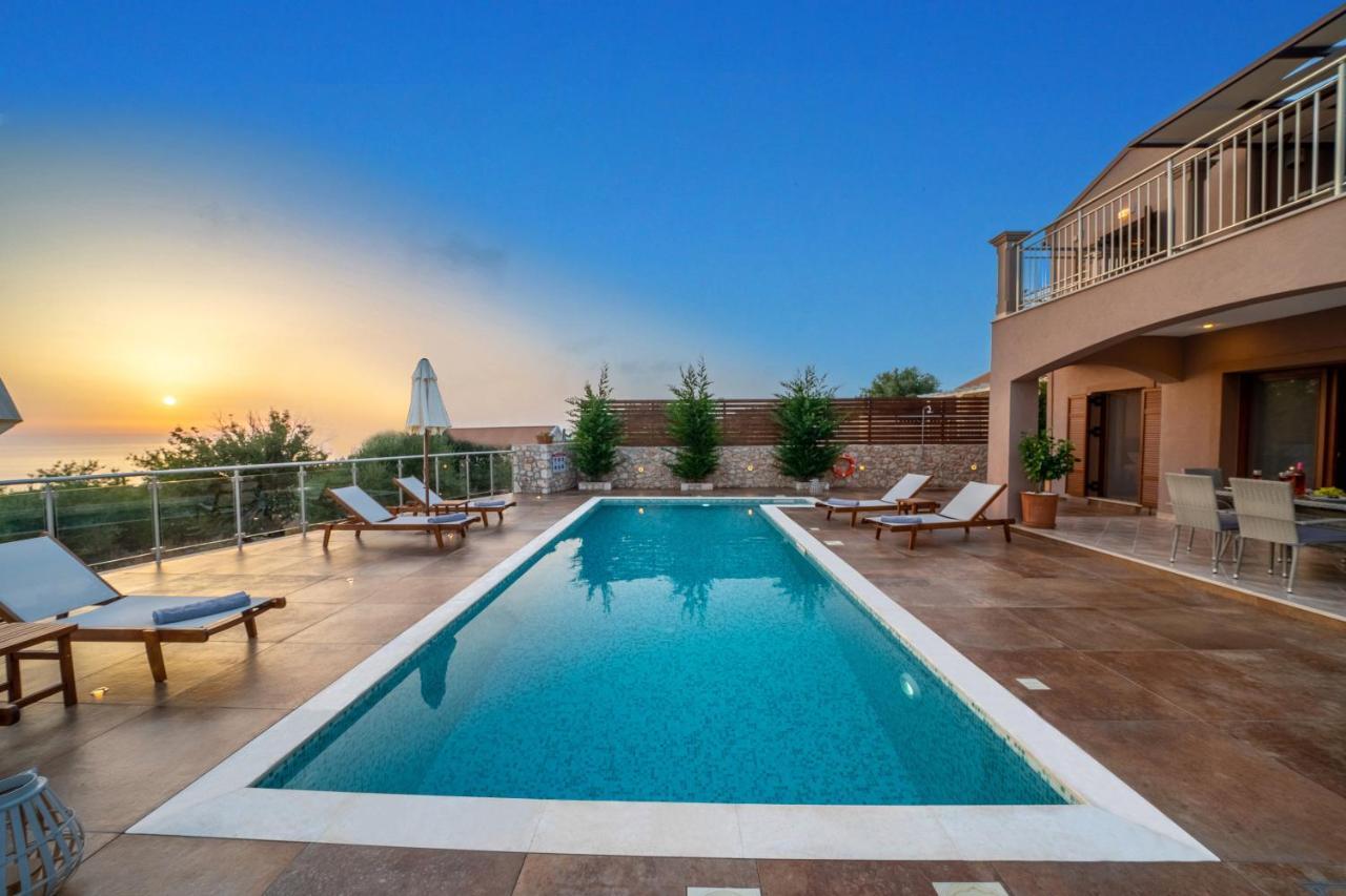 Villa Cleopatra Fiskardo sunset view!! Exteriör bild
