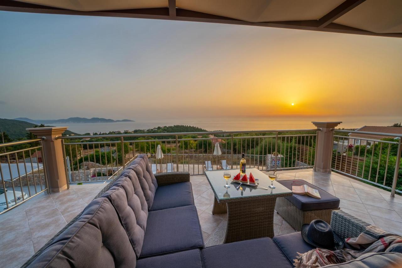 Villa Cleopatra Fiskardo sunset view!! Exteriör bild